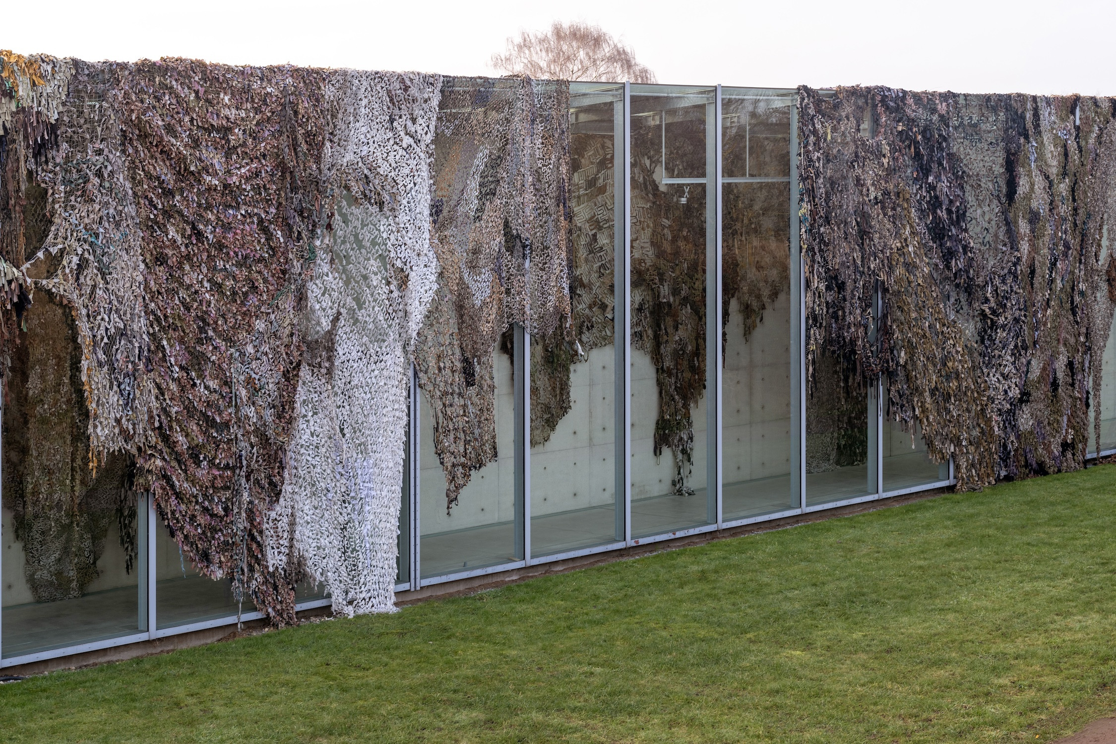 Lachen ist verdächtig (Laughing is Suspicious), Langen Foundation