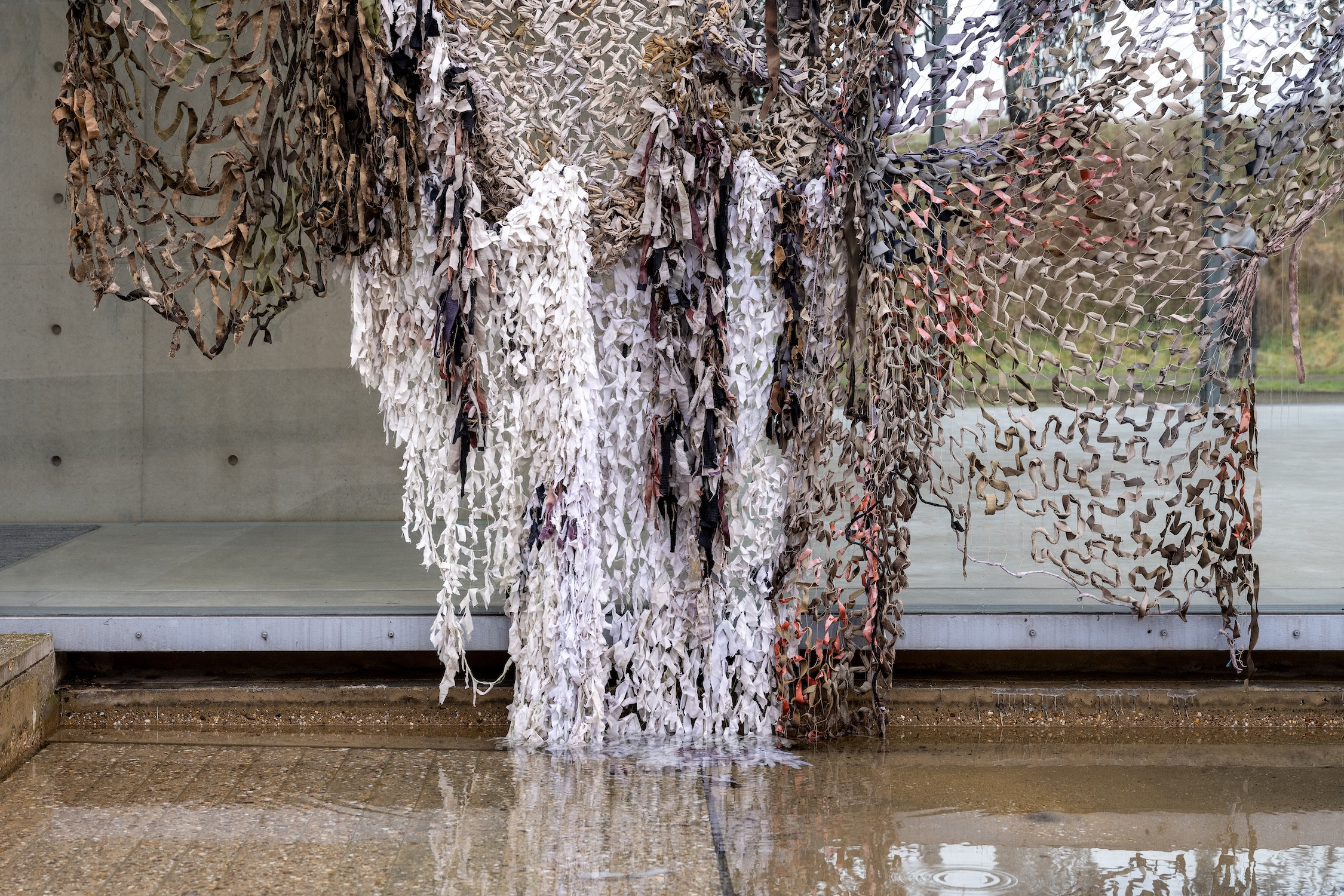 Lachen ist verdächtig (Laughing is Suspicious), Langen Foundation