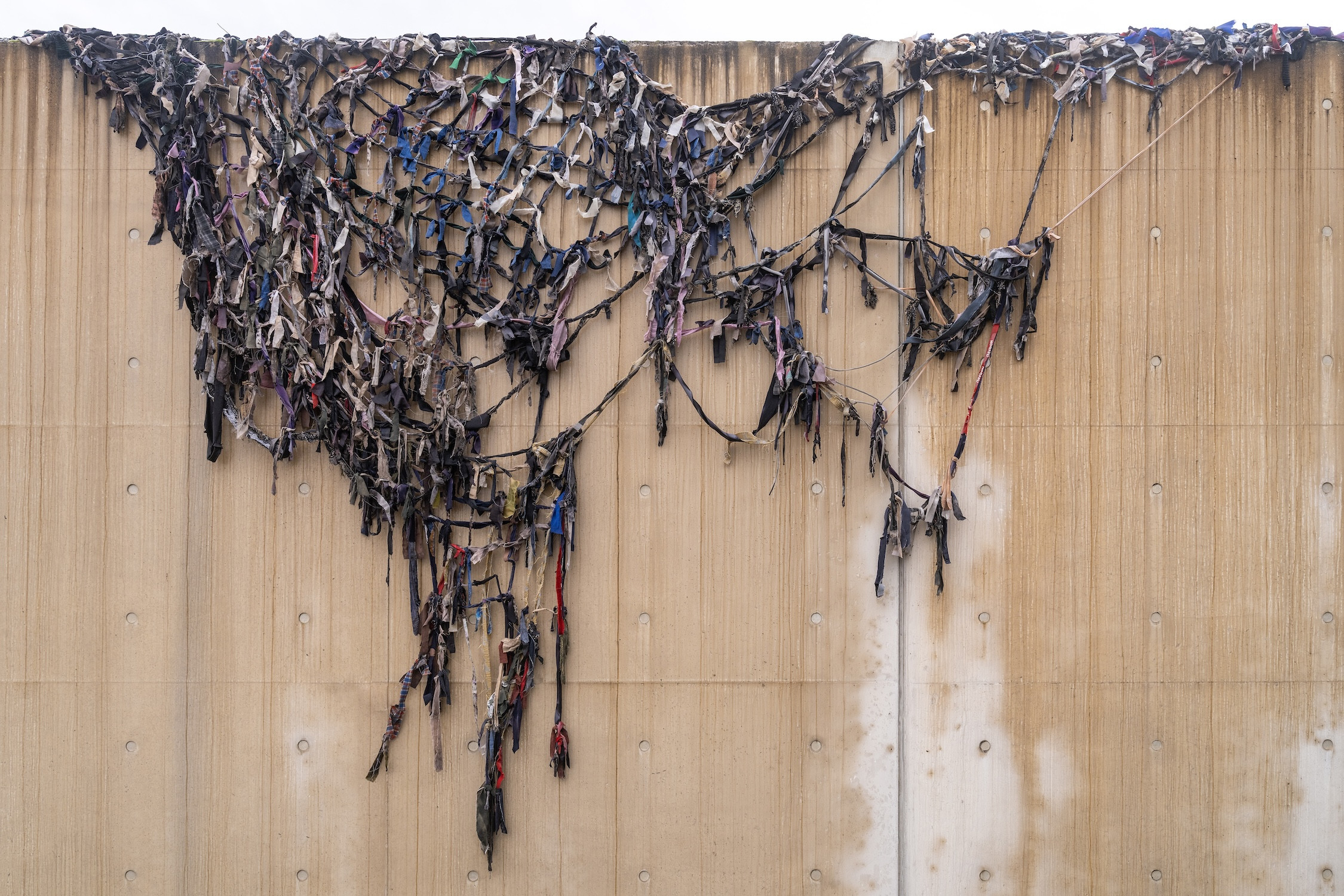 Lachen ist verdächtig (Laughing is Suspicious), Langen Foundation