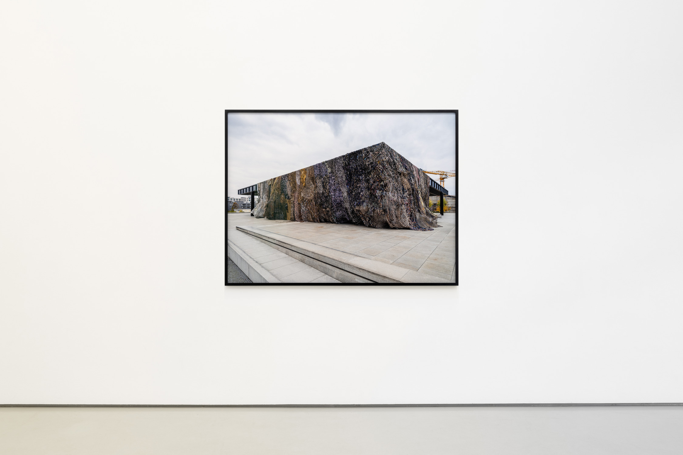 Lachen ist verdächtig (Laughing is Suspicious), Neue Nationalgalerie